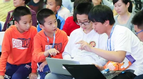 давай美国：探索美国多元文化的精彩之旅，感受当地居民的热情与独特视角！