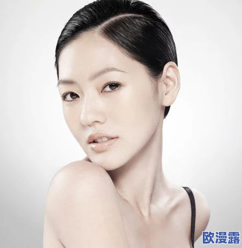 美女喷白浆!某知名女星被曝私下使用神秘护肤品,效果惊人引发热议 美女喷白浆!某知名女星被曝私下使用神秘护肤品,效果惊人引发热议