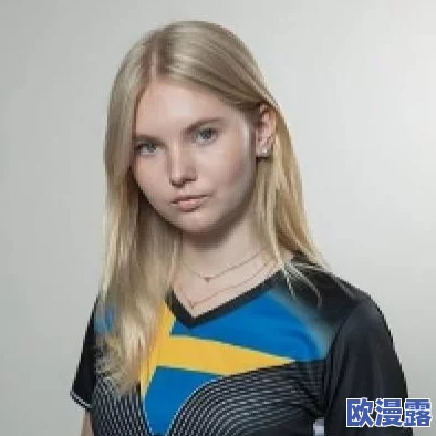 俄罗斯女CSGO选手因与知名战队教练恋情曝光,引发粉丝热议,游戏圈内外纷纷猜测两人未来发展 俄罗斯女CSGO选手因与知名战队教练恋情曝光,引发粉丝热议,游戏圈内外纷纷猜测两人未来发展
