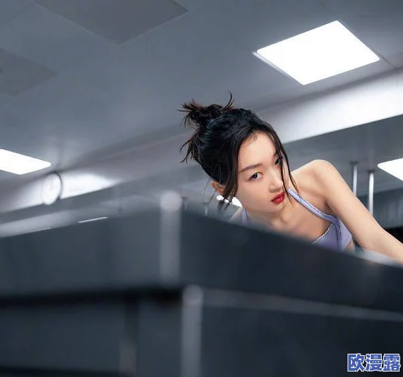 妲姬大胆人体曝光!疑似整容绯闻引发网友热议,内幕揭秘真相惊人 妲姬大胆人体曝光!疑似整容绯闻引发网友热议,内幕揭秘真相惊人