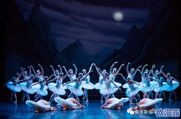 双男一女的三人组合：探讨他们在音乐、舞蹈和表演艺术领域的独特合作与创作魅力