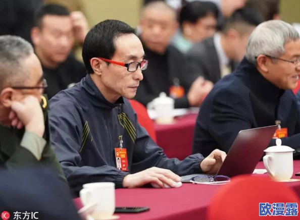 果冻传媒片:分析该片在国内外的文化影响力与观众反响,以及其对现代影视产业的启示与挑战 果冻传媒片:分析该片在国内外的文化影响力与观众反响,以及其对现代影视产业的启示与挑战