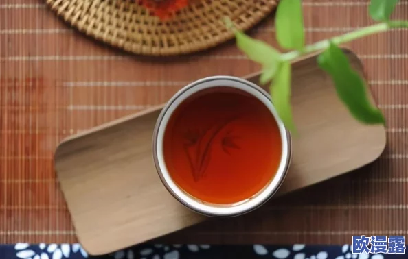 粉红大白菜(法国)：一种独特的蔬菜品种，以其鲜艳的粉红色和脆嫩的口感而闻名，常用于沙拉和烹饪中