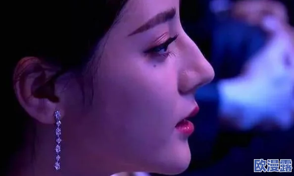 一边膜胸口一面膜下60分钟,网友热议:这种护肤方式真的有效吗?效果如何值得尝试吗? 一边膜胸口一面膜下60分钟,网友热议:这种护肤方式真的有效吗?效果如何值得尝试吗?