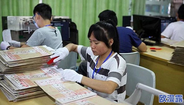 艳照张柏XXXHDXXX：最新进展揭示事件背后的真相与影响，公众反应热烈，引发广泛讨论与关注