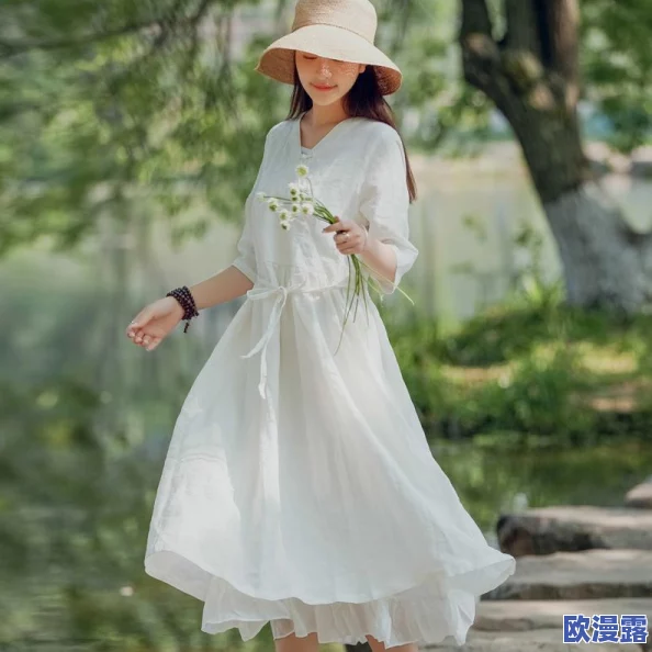 男人喜欢一只手能握满的胸围吗?网友热议:审美多元,关键在于个人喜好与自信心态! 男人喜欢一只手能握满的胸围吗?网友热议:审美多元,关键在于个人喜好与自信心态!