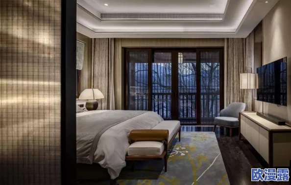 张律渝和吕总落地窗酒店：探讨这家以独特设计和优质服务著称的酒店如何吸引众多游客与商务人士