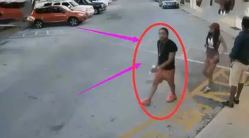 粗暴 交videos乱叫美国:惊曝美国街头突然上演恐怖事件,监控画面震惊全球! 粗暴 交videos乱叫美国:惊曝美国街头突然上演恐怖事件,监控画面震惊全球!