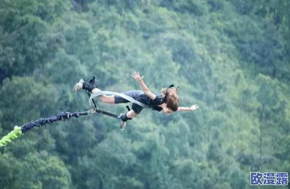 户外勾搭：一场让人热血沸腾的绝妙冒险，揭开极限挑战新玩法的神秘面纱！