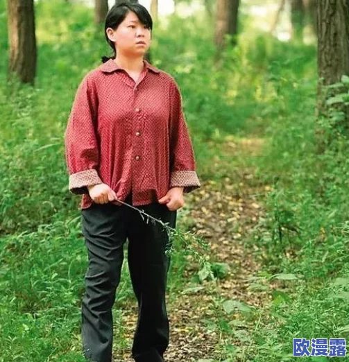 农村妇女老bbwbbw:探讨农村女性在社会变迁中的生活状态与身心健康问题,关注她们的真实故事与挑战 农村妇女老bbwbbw:探讨农村女性在社会变迁中的生活状态与身心健康问题,关注她们的真实故事与挑战