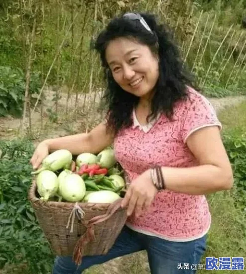 农村妇女老bbwbbw:探讨农村女性在社会变迁中的生活状态与身心健康问题,关注她们的真实故事与挑战 农村妇女老bbwbbw:探讨农村女性在社会变迁中的生活状态与身心健康问题,关注她们的真实故事与挑战