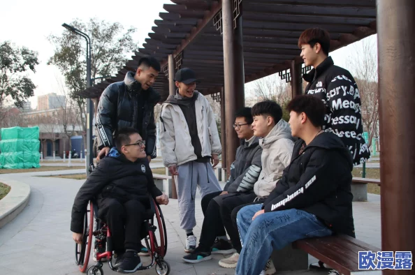 初中时当着舍友面导管,惊爆消息:同学感人背后故事引发热议,心灵深处的秘密曝光! 初中时当着舍友面导管,惊爆消息:同学感人背后故事引发热议,心灵深处的秘密曝光!