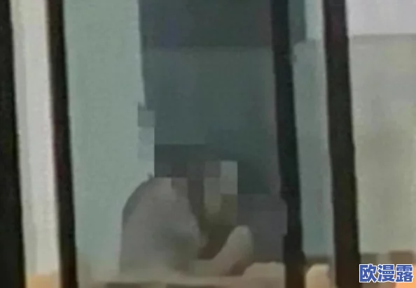 震惊!日本边摸边吃奶边做视频免费竟引发社会热议,网友纷纷讨论其背后的文化现象与影响! 震惊!日本边摸边吃奶边做视频免费竟引发社会热议,网友纷纷讨论其背后的文化现象与影响!