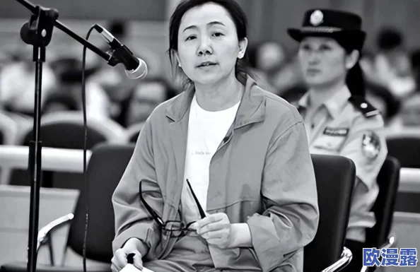 女市长系列乱小说h：震惊！一位女市长被曝与多名官员私通，背后隐藏的权力游戏令人瞠目结舌！