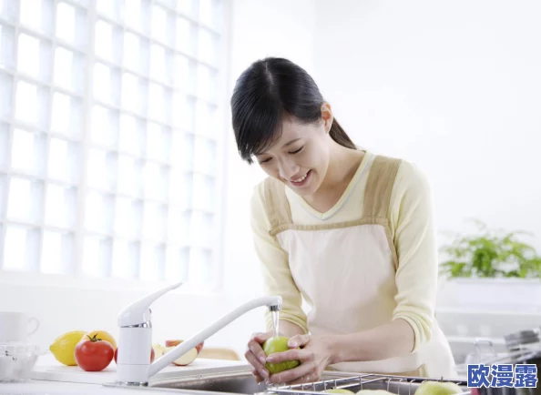 厨房一次又一次的索要：如何应对日常烹饪中的挑战与乐趣，提升家庭美食体验的实用技巧分享