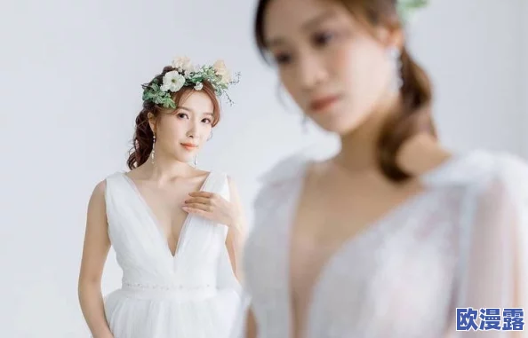 舌头去添女人下面免费视频:最新动态显示该视频在社交平台上引发热议,许多网友分享了自己的看法和体验 舌头去添女人下面免费视频:最新动态显示该视频在社交平台上引发热议,许多网友分享了自己的看法和体验