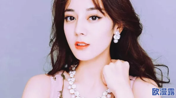 极品粉嫩小仙女小泬69XX，惊现网络热潮，引发无数网友热议与追捧，究竟背后隐藏着怎样的故事？