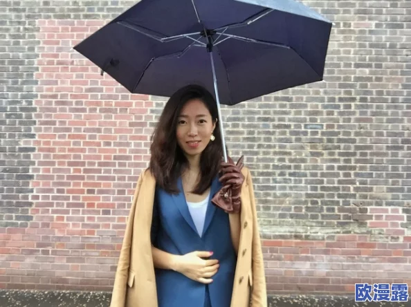 男人鸡鸡桶女人：最新动态揭示两性关系中的新趋势与挑战，引发社会广泛关注与讨论