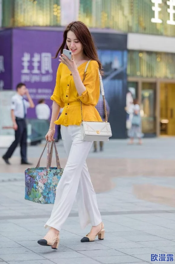 看黄色美女视频：最新动态揭示了这一领域的热门趋势与观众偏好，吸引了越来越多的关注和讨论