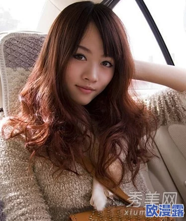 挺进了清纯校花紧致的密道，网友们对此表示震惊，认为内容不当且缺乏尊重，呼吁关注校园文化