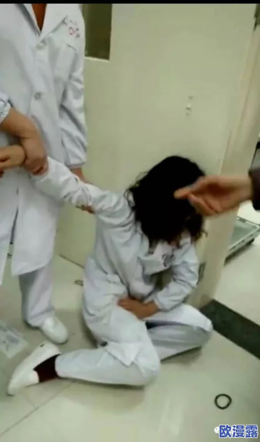 台湾卖婬BBw护士高潮多毛现象分析:社会文化背景及其对女性权益的影响 台湾卖婬BBw护士高潮多毛现象分析:社会文化背景及其对女性权益的影响