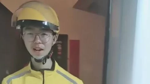chinese Gay 外卖XXXX，真是让人意想不到的服务体验，值得一试！