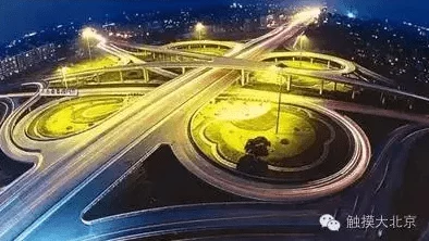 国产第一浮力影院新路线,期待能带来全新的观影体验和更多创意内容! 国产第一浮力影院新路线,期待能带来全新的观影体验和更多创意内容!