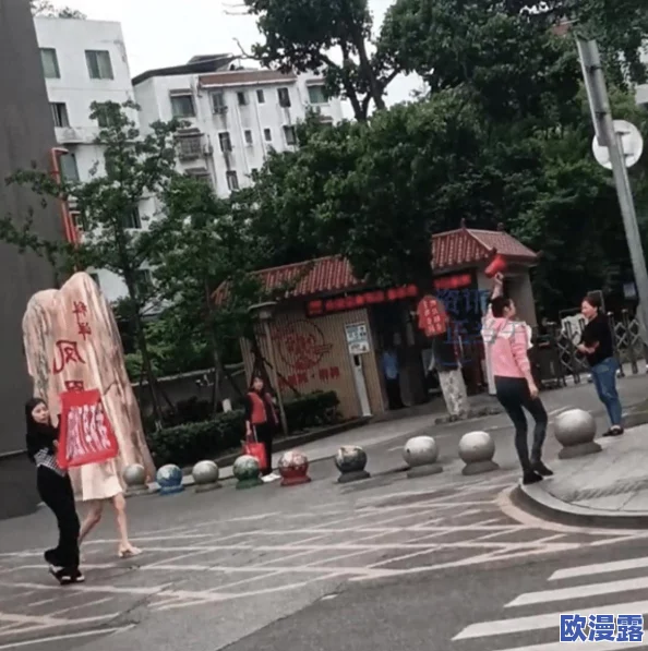 男女男精品视频惊爆信息:最新发布的男女男精品视频引发热议,内容丰富多样,满足不同观众需求,快来了解更多精彩! 男女男精品视频惊爆信息:最新发布的男女男精品视频引发热议,内容丰富多样,满足不同观众需求,快来了解更多精彩!